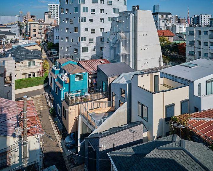 Narrow Japanese Housing in Narrow Residential Area