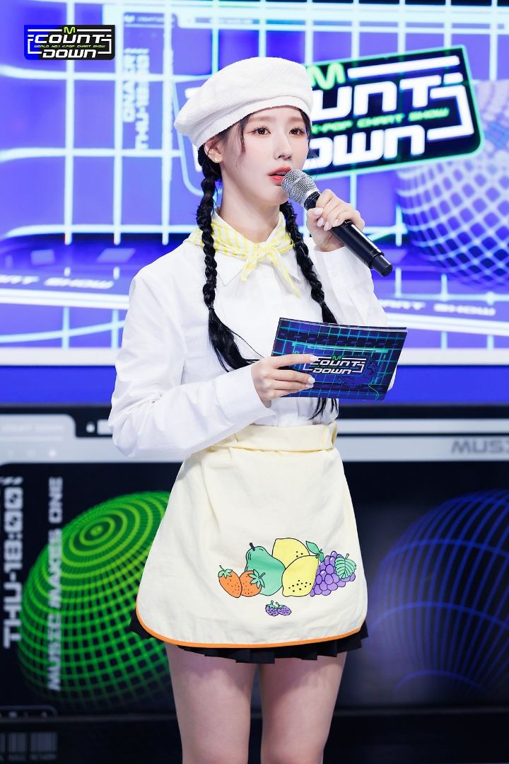 Cho Miyeon turned into a chef