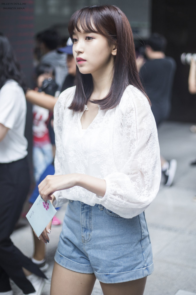 TWICE MINA