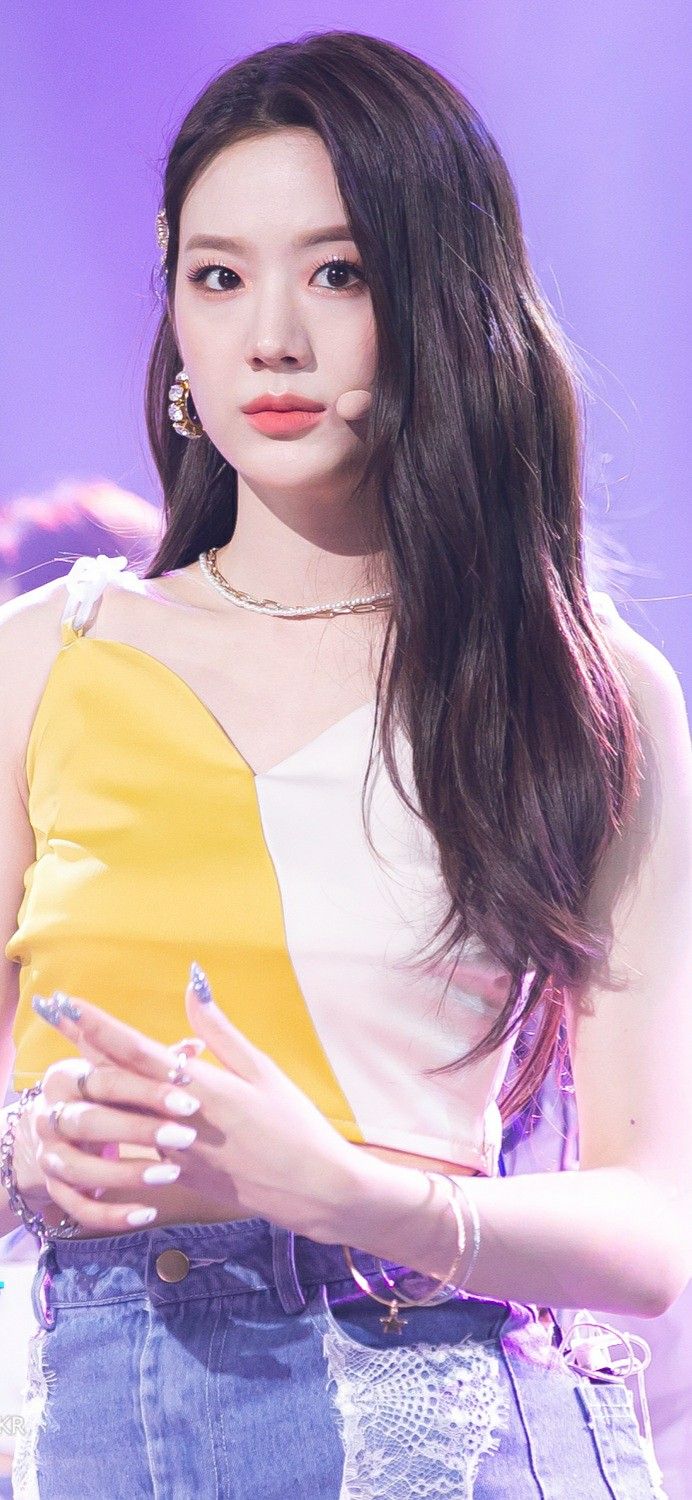 fromis_9's Jang Gyuri