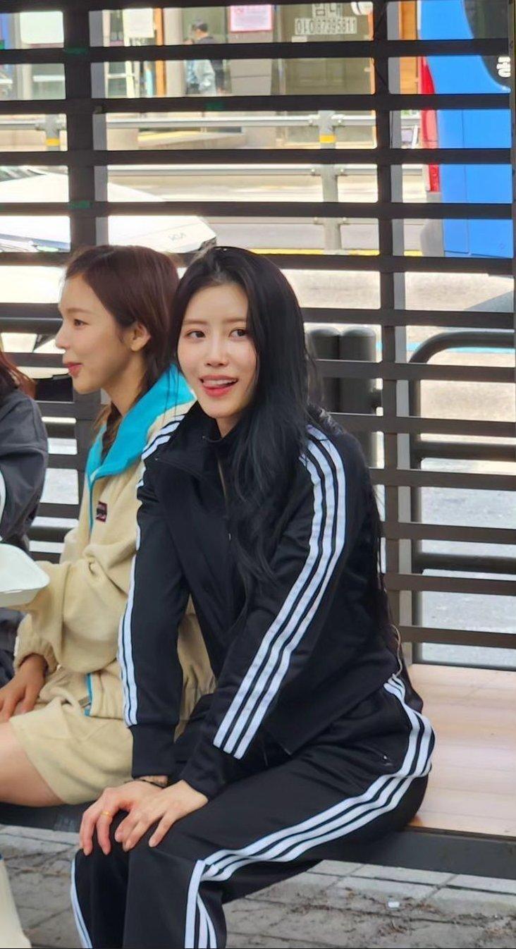 LOVELYZ Lee Mi-Joo's sighting.jpg