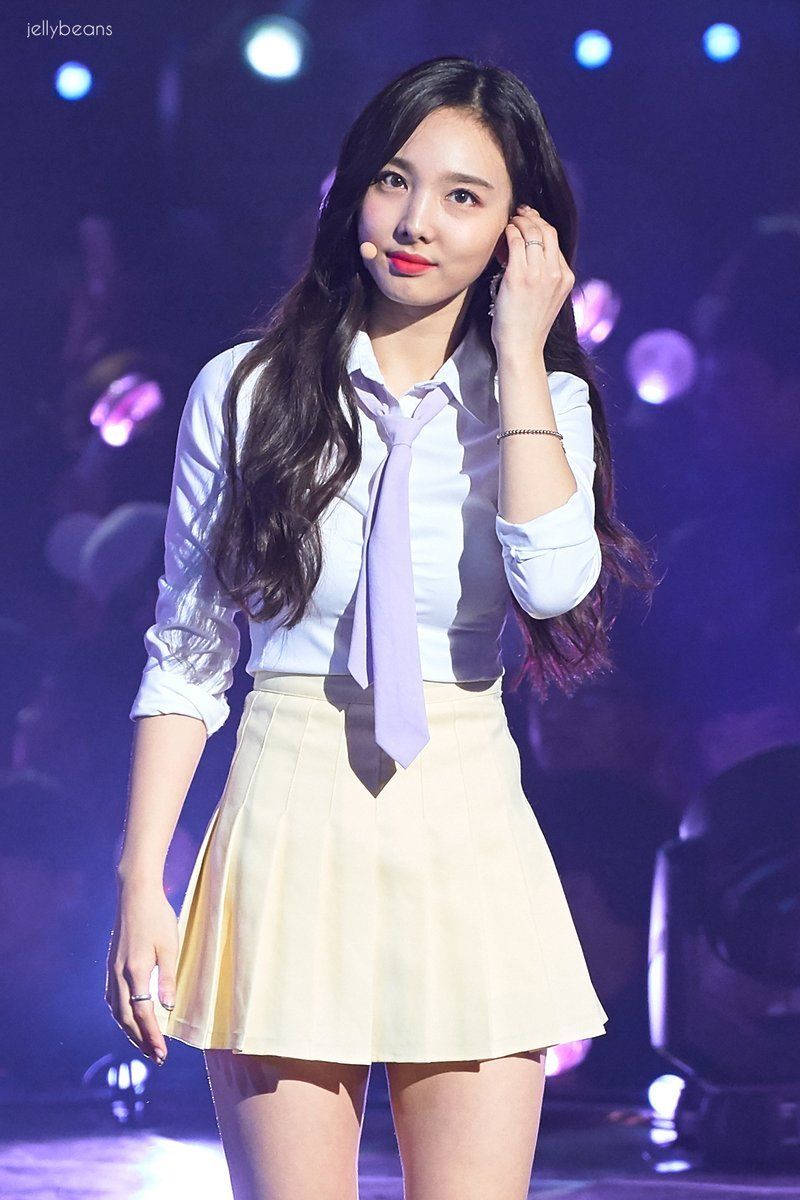 TWICE NAYEON