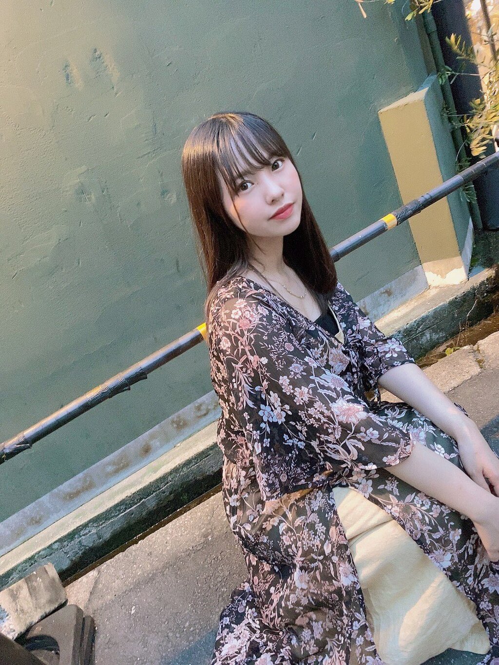 Yuzuha Hongo, a bagel girl born in 2003 in Japan
