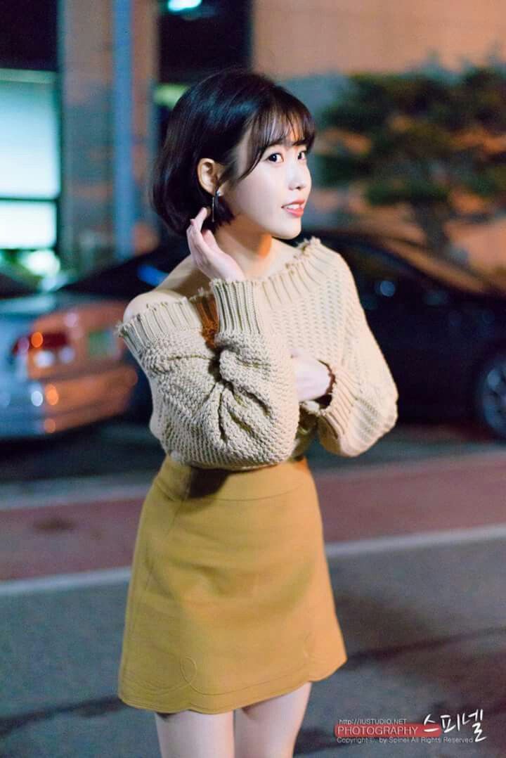 IU