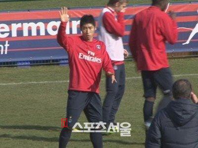 Lee Kangin wasn't the first Korean player on PSG