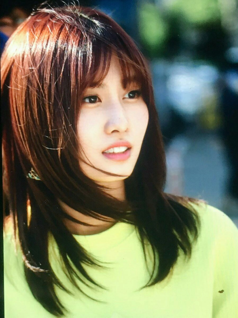 TWICE MOMO