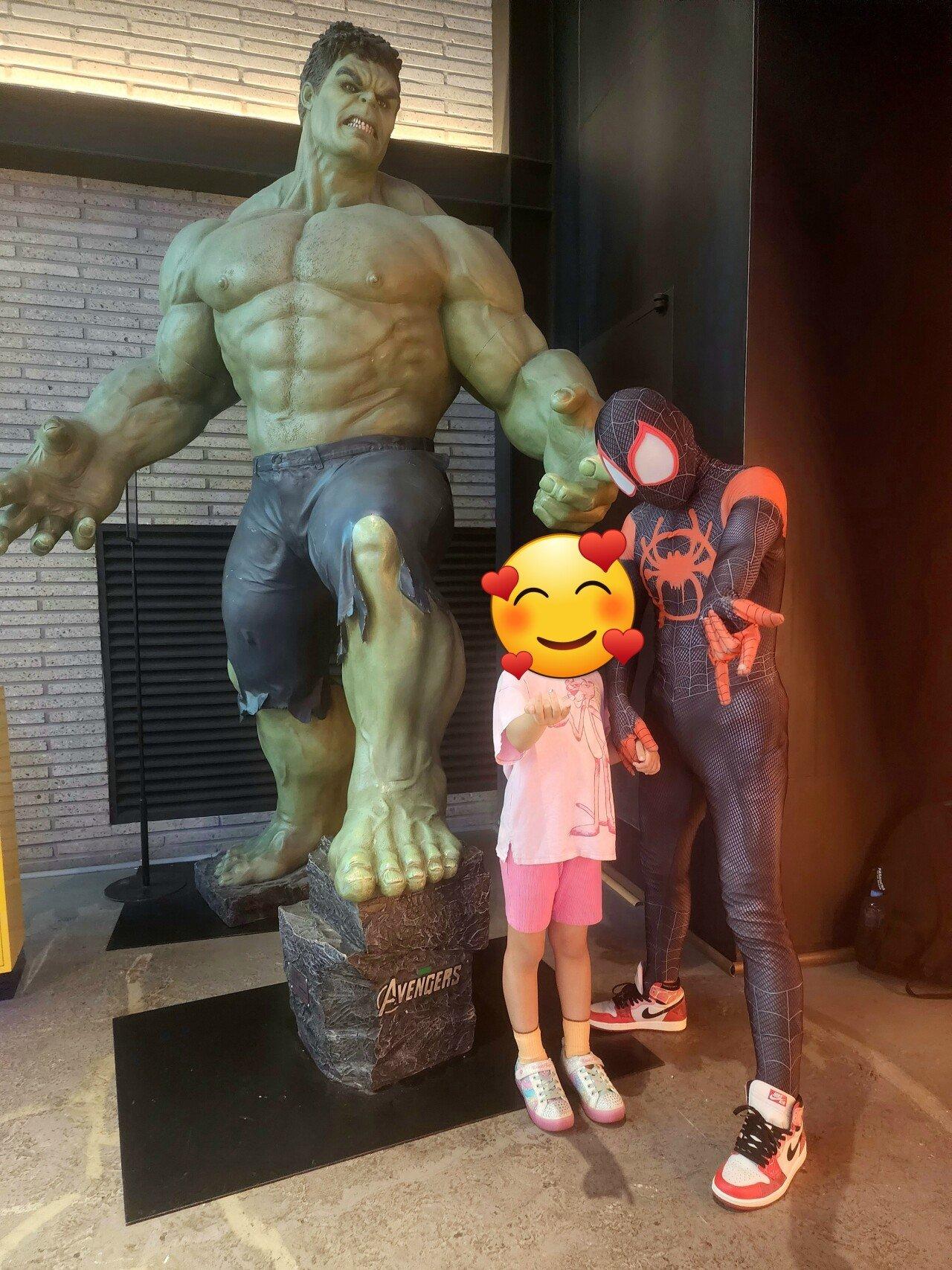 BREAKINGVIEWS: Spider-Man Appears at I's I-Park Mall