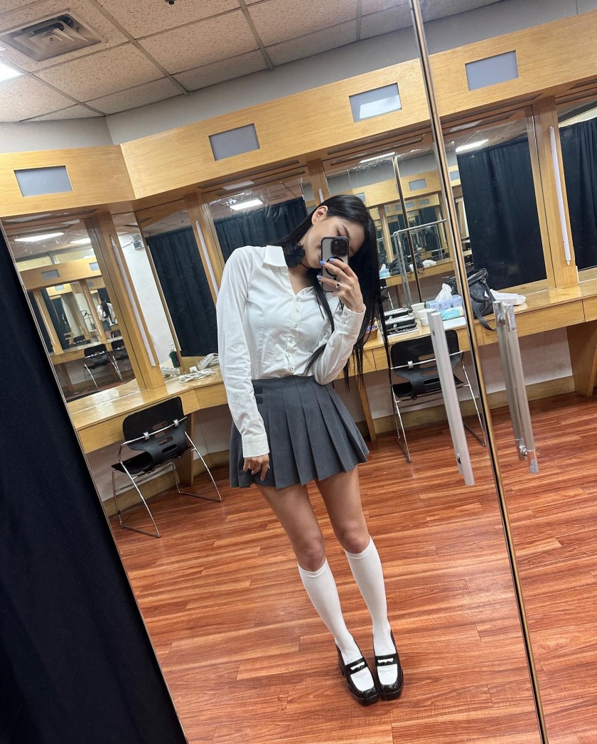 (SOUND)Apink's Oh Hayoung who is seductive even in school look