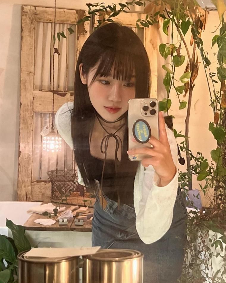 Weki Meki's Choi Yoojung