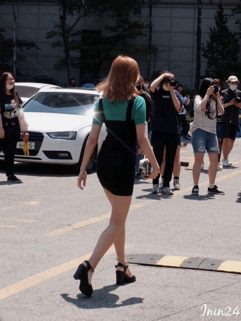 TWICE MINA's backside