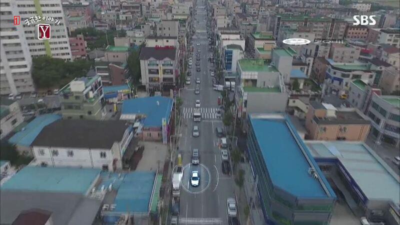 a car driving at two kilometers an hour