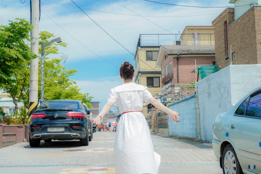 Actress Kim Jieun, fresh visual at a local restaurant