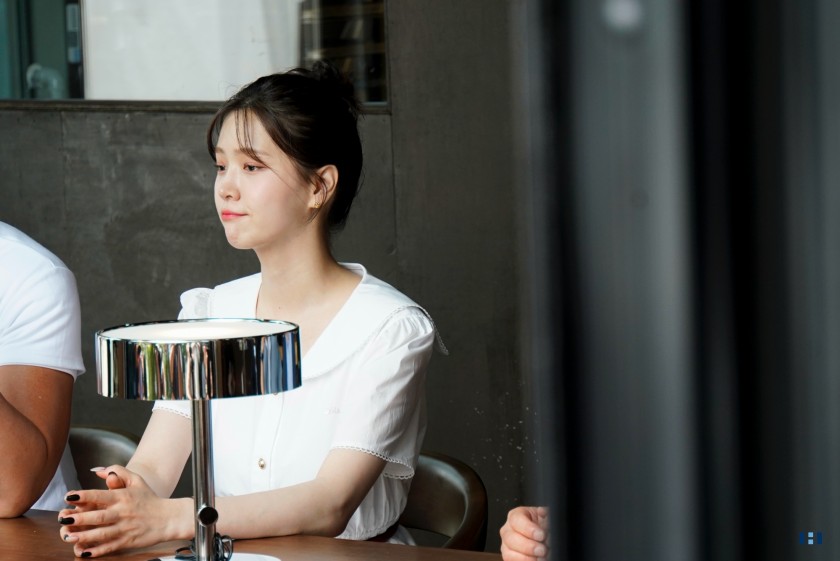 Actress Kim Jieun, fresh visual at a local restaurant