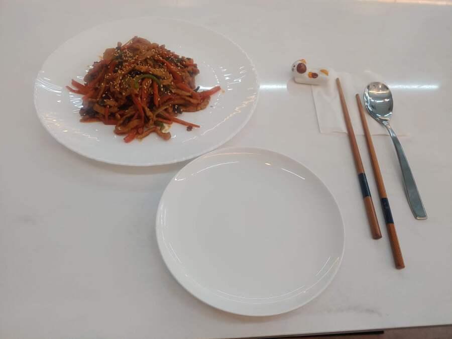 Chinese restaurant meal that I ate very deliciously.jpg