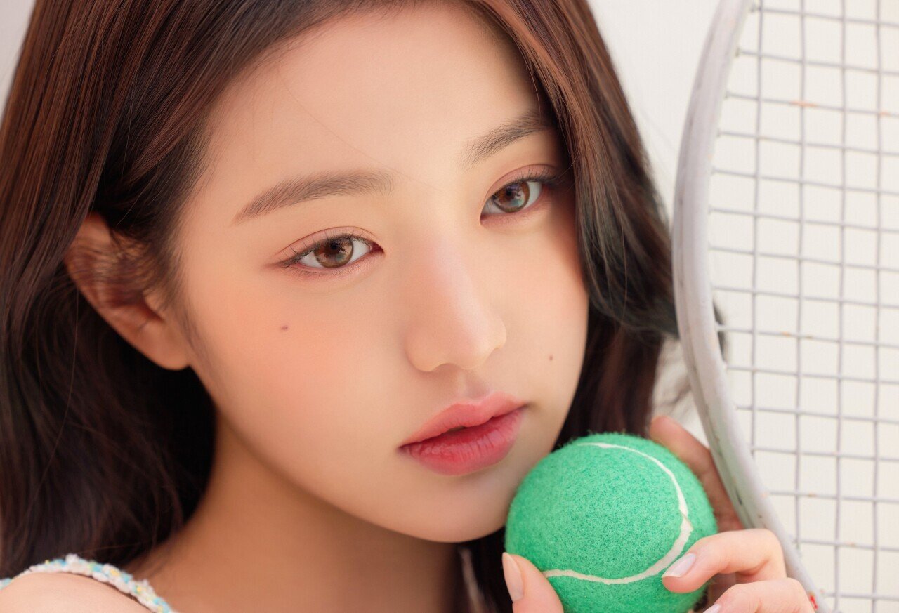 Jang Wonyoung's lens pictorial