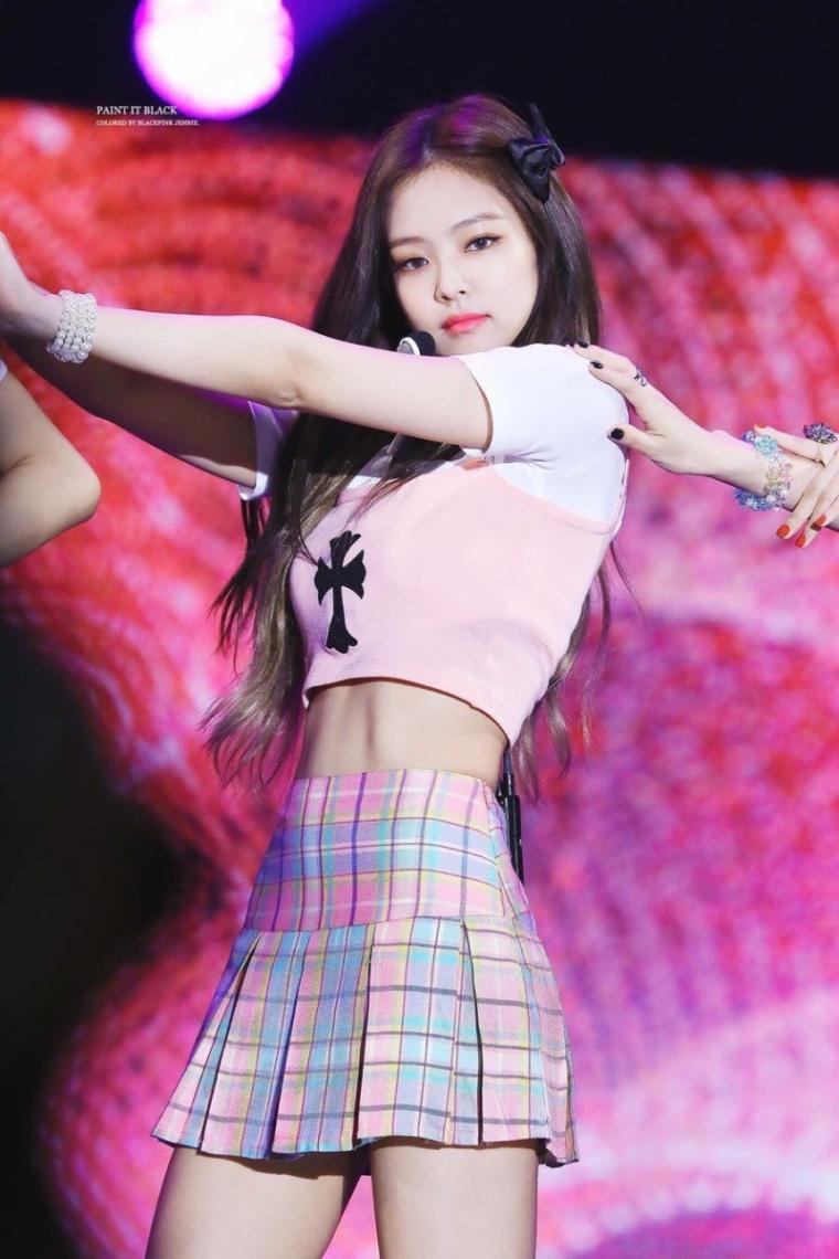 BLACKPINK JENNIE