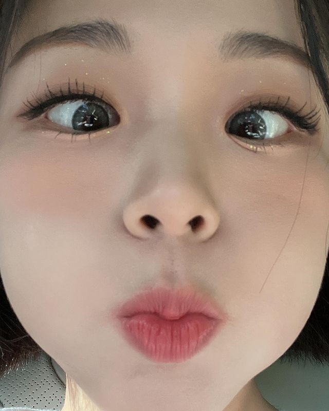 Park Hyewon's pretty face shot