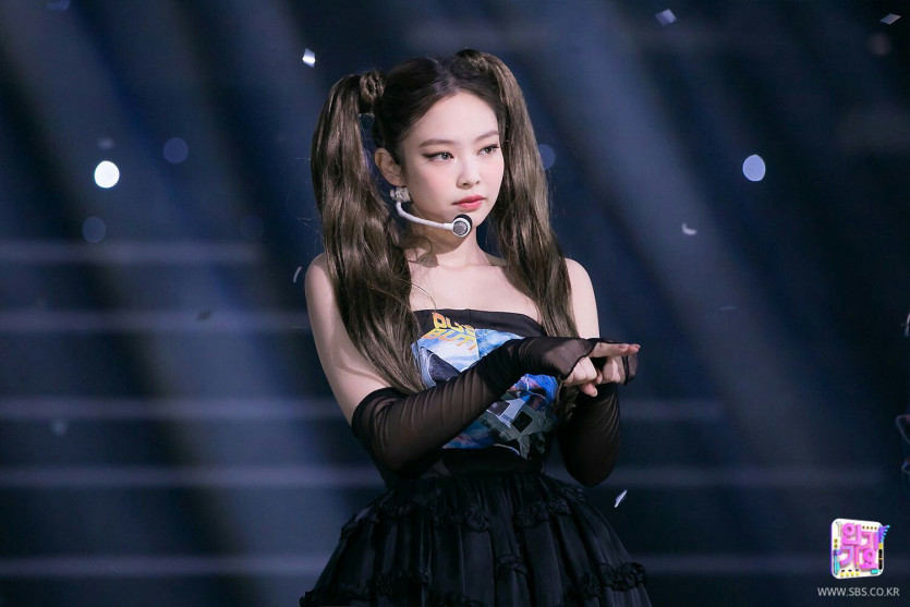 BLACKPINK JENNIE