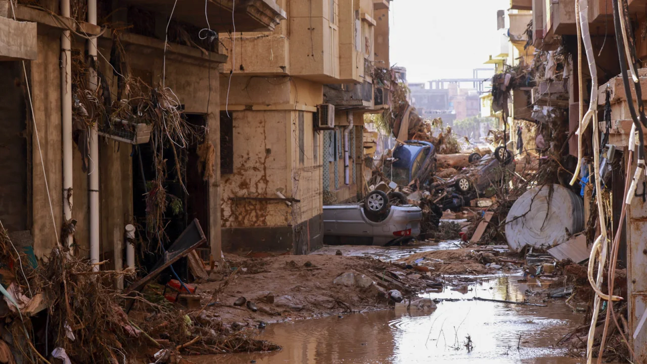 Libya storm kills at least 5,000, leaves 10,000 missing