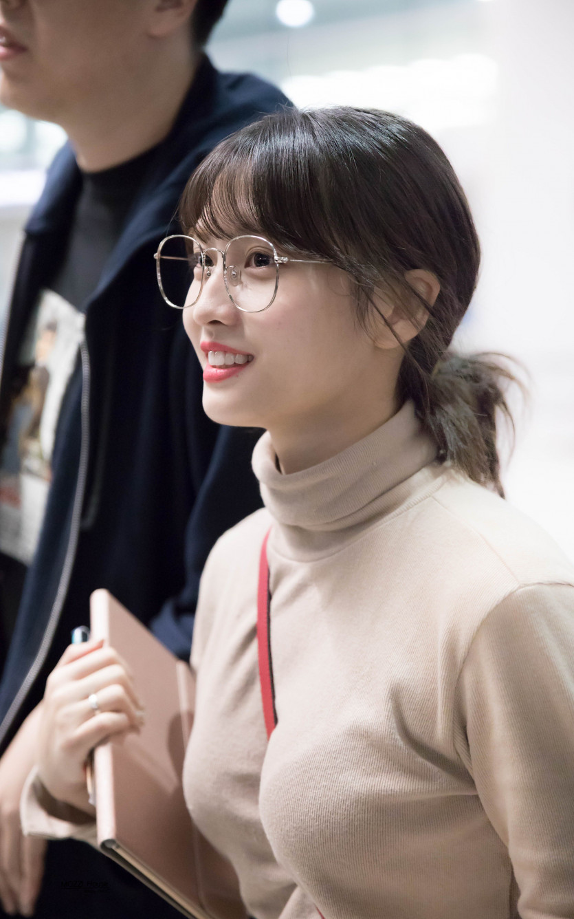 TWICE MOMO