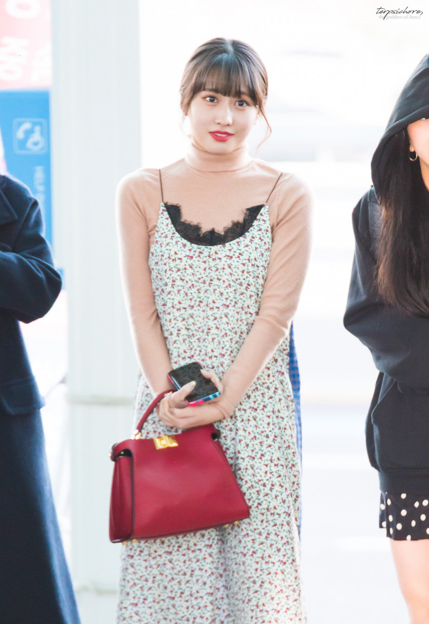 TWICE MOMO