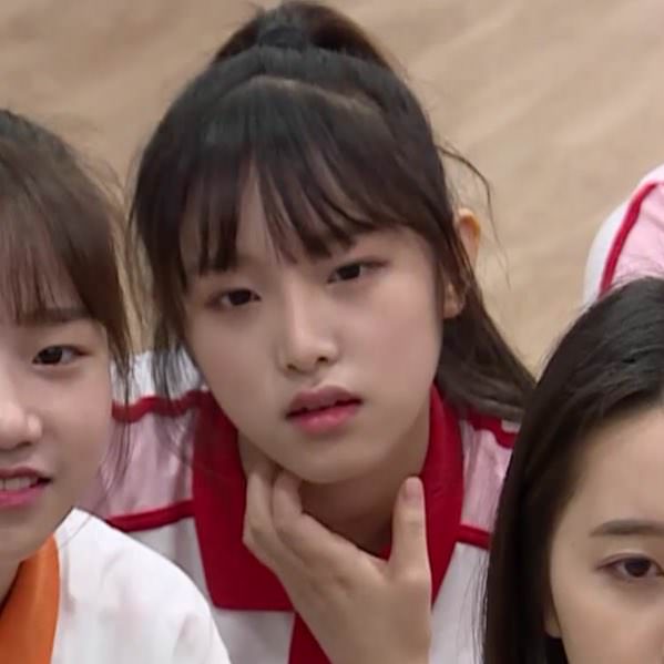 Choi Yena's habit