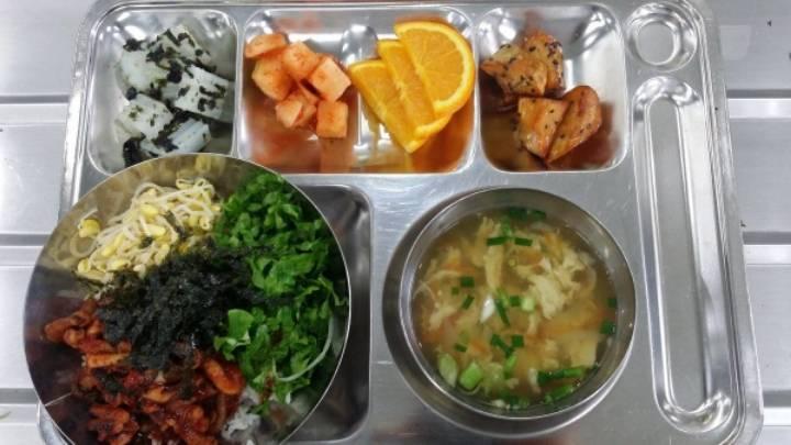 Soup combination with bibimbap for school lunch.jpg