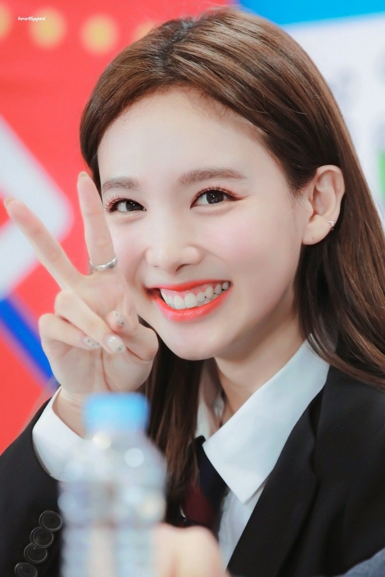 TWICE NAYEON