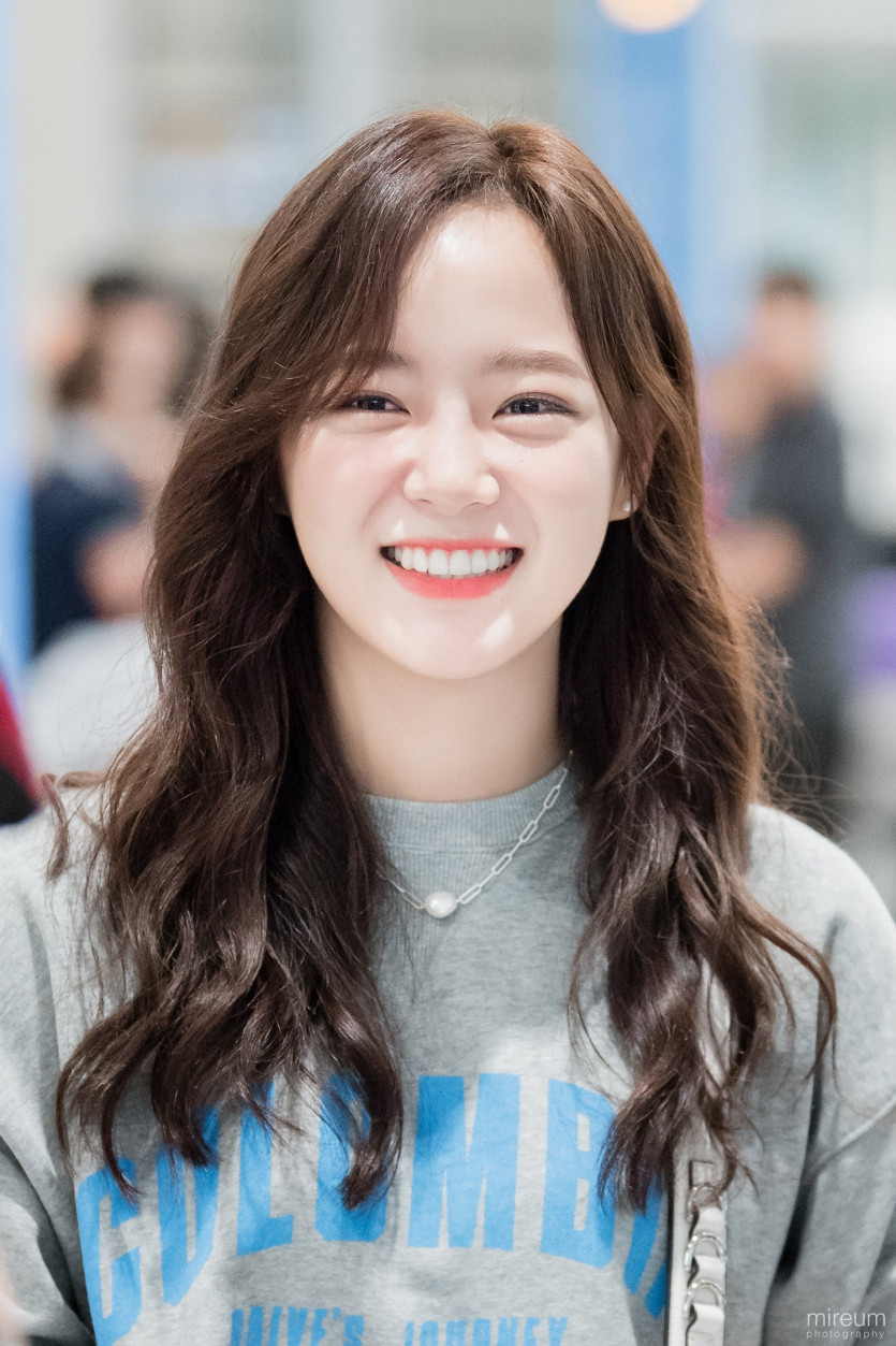 Kim Sejeong Gugudan - 190620 ICN