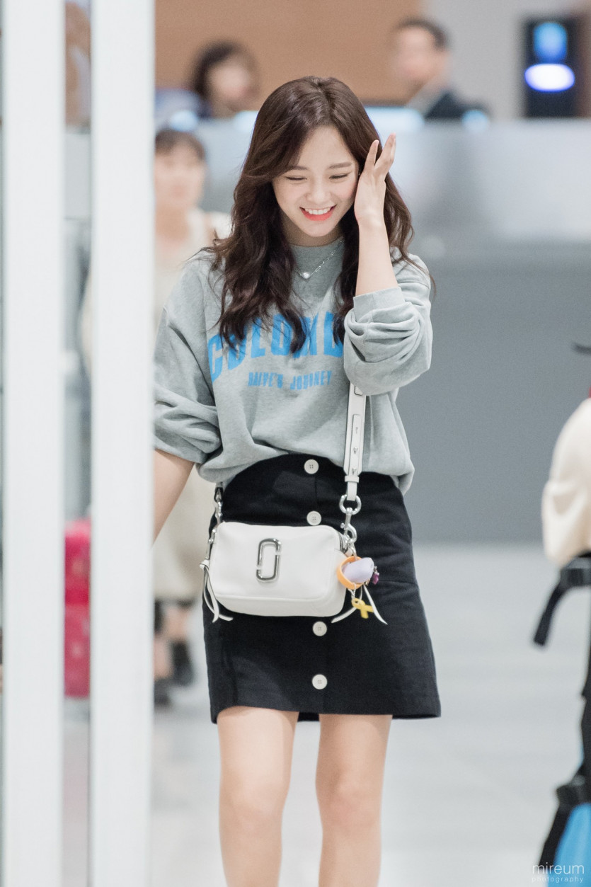 Kim Sejeong Gugudan - 190620 ICN