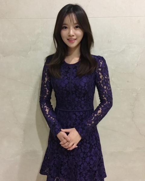 Announcer Lee Hyang