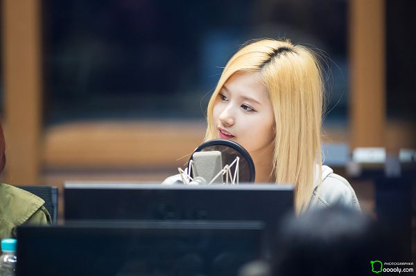 TWICE SANA