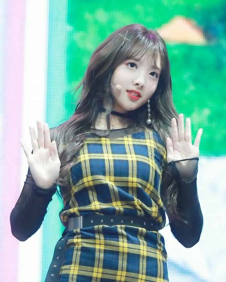 Cute TWICE Nayeon