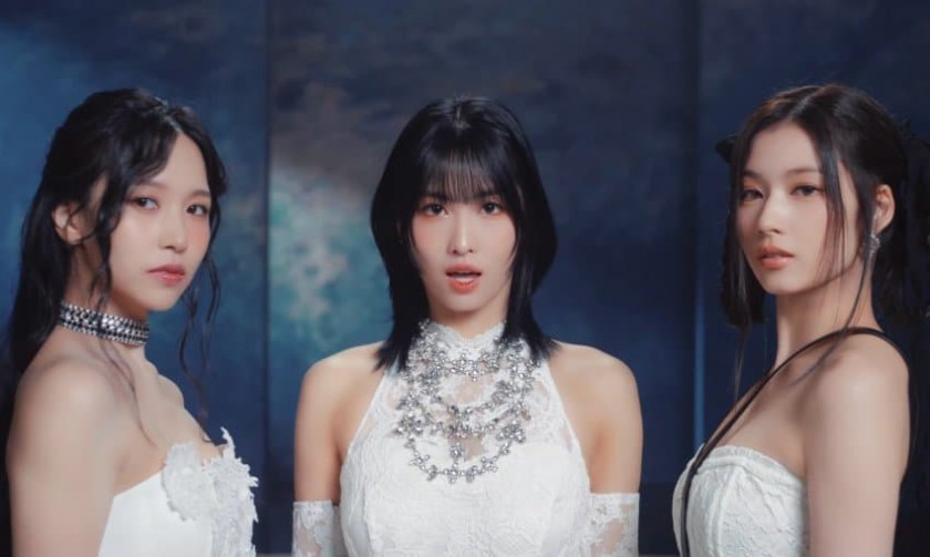 TWICE's concept is a masterpiece, but their faces are masterpieces. MINA, SANA and MOMO