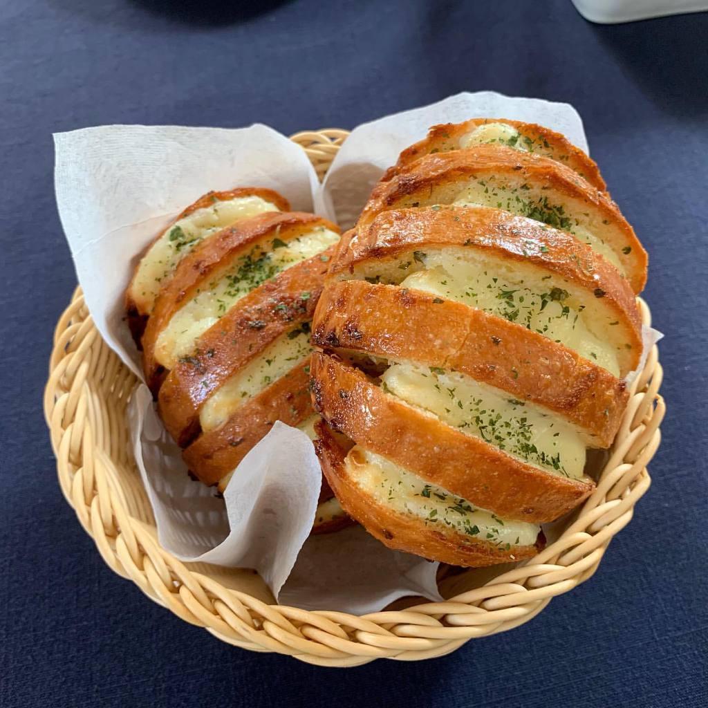 nationally famous garlic bread