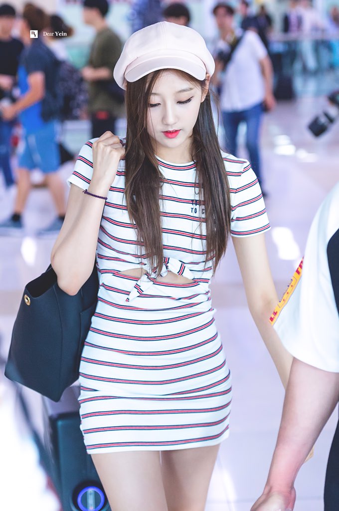 Unexpected body line of LOVELYZ Yein