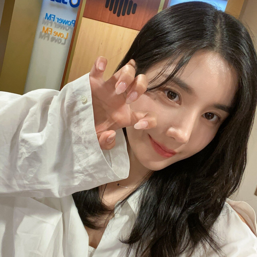 Kwon Eunbi Twitter