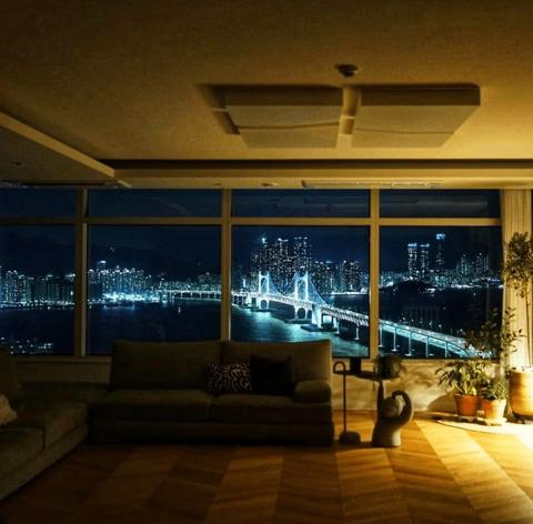 One view is a great Busan apartment.jpg