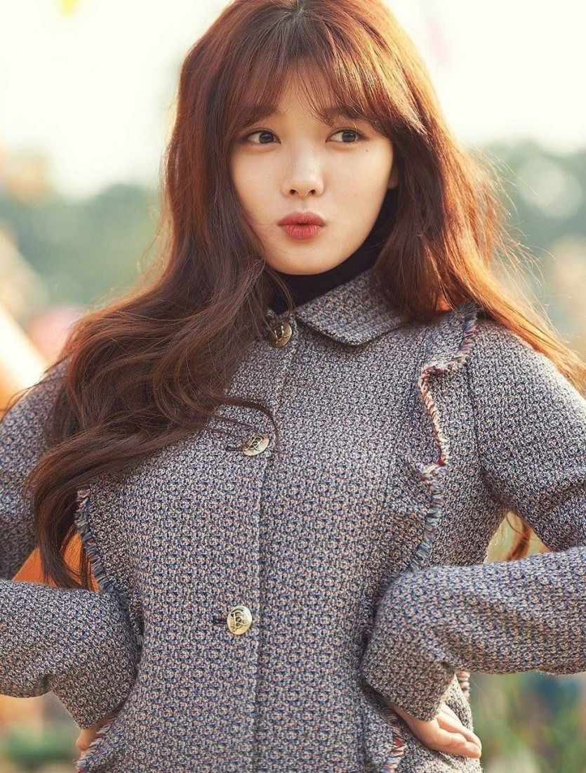 Actor Kim Yoojung