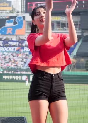 Moknagyung Cheerleader Crop Sleeveless Black Shorts