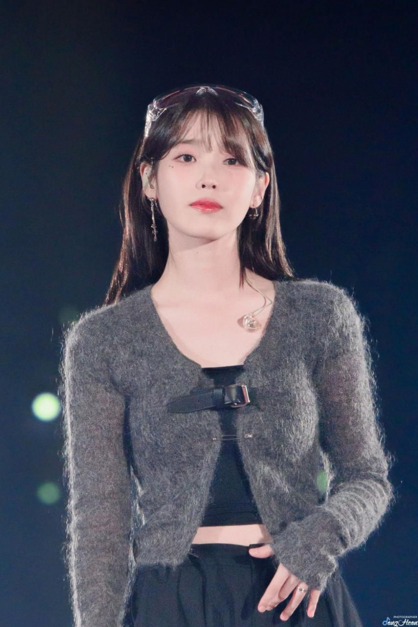 IU