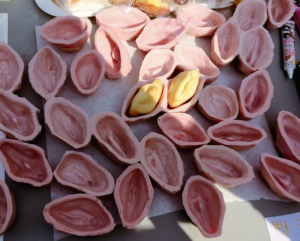 A women's clam party held in Korea