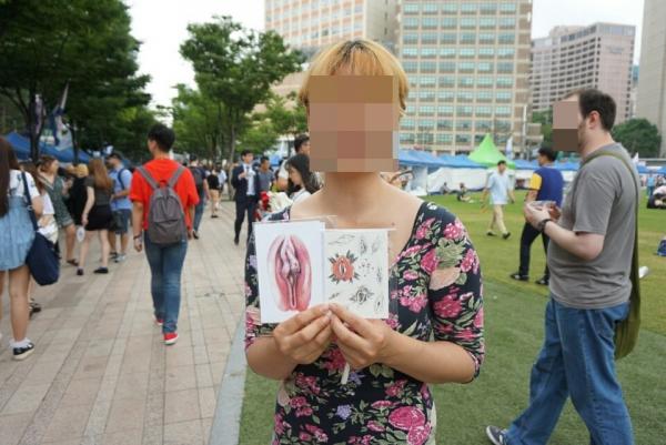 A women's clam party held in Korea