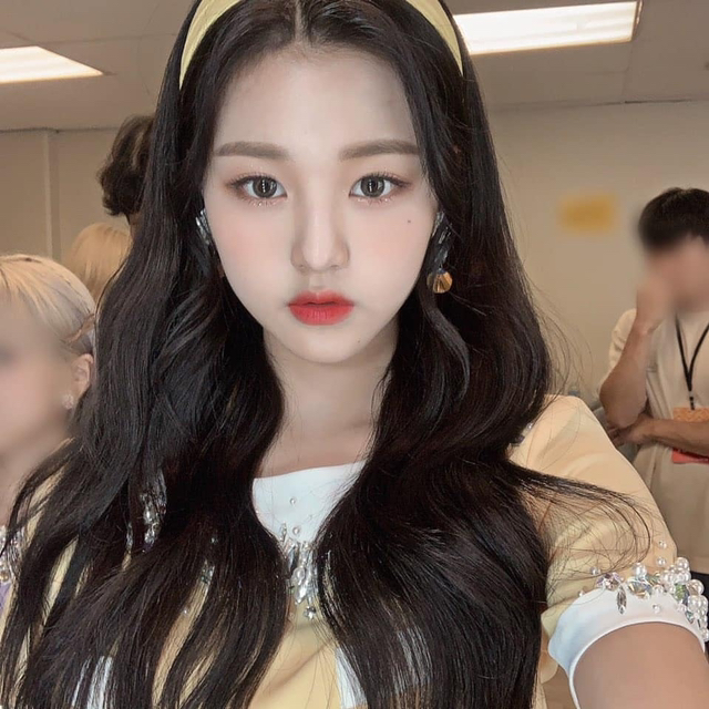 IZ*ONE Jang Won Young