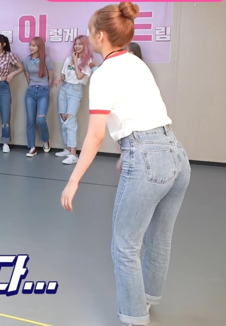 (SOUND)Ahn Yujin's jeans fit from IZ*ONE.jpg