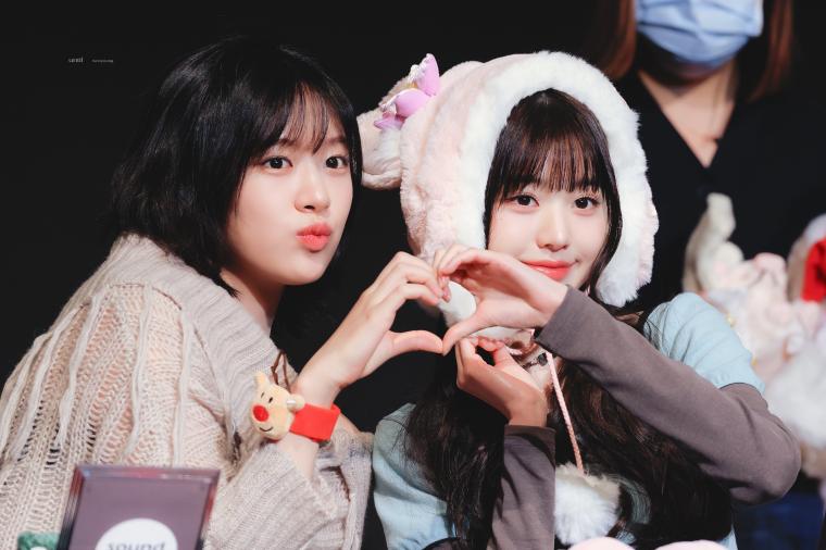 I'm Ahn Yujin, Jang Wonyoung, hello