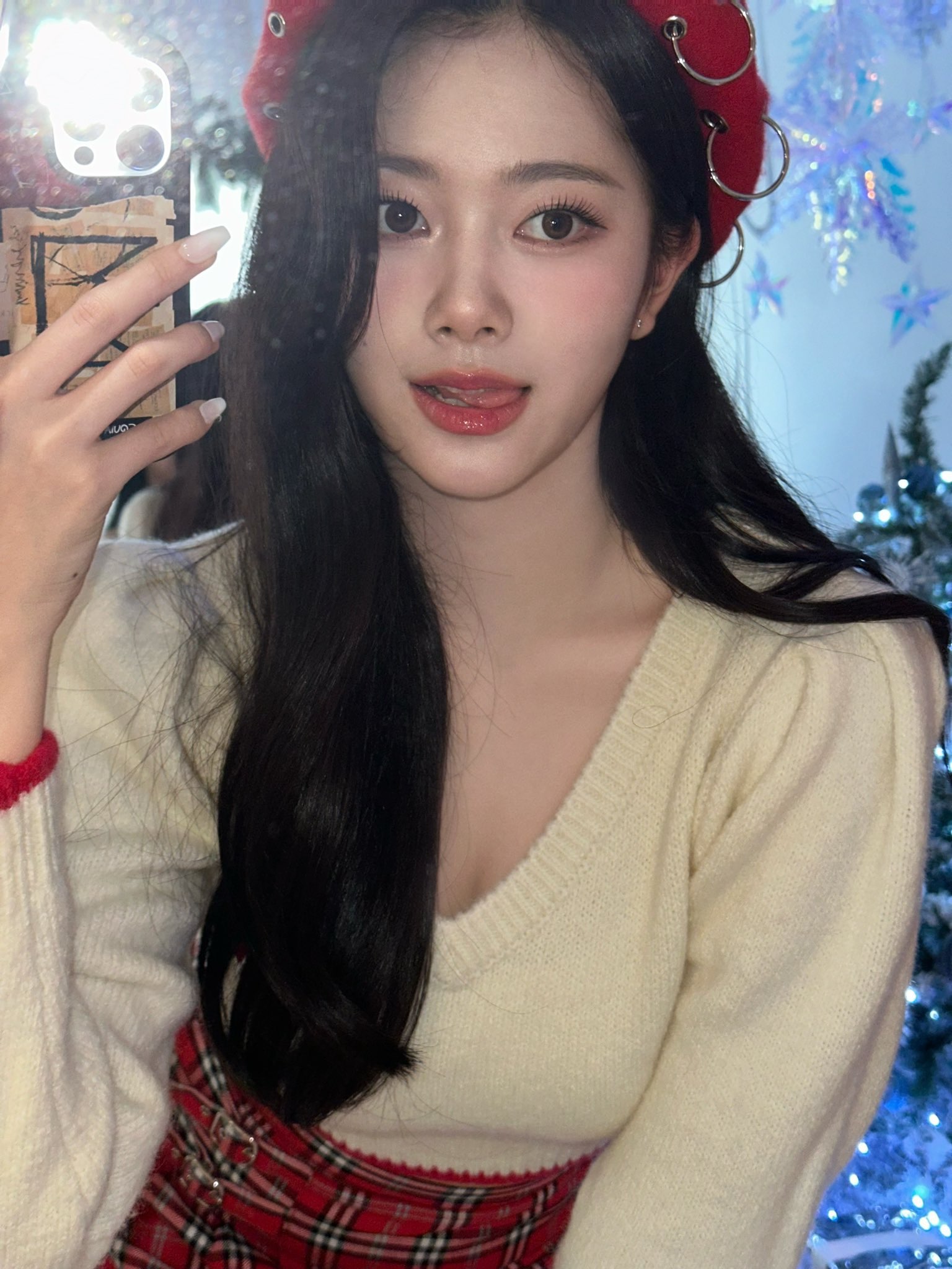 red checkered skirt V-neck knitwear bust clasue one Jimin