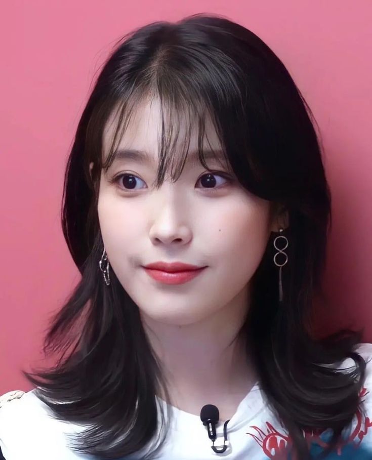 IU