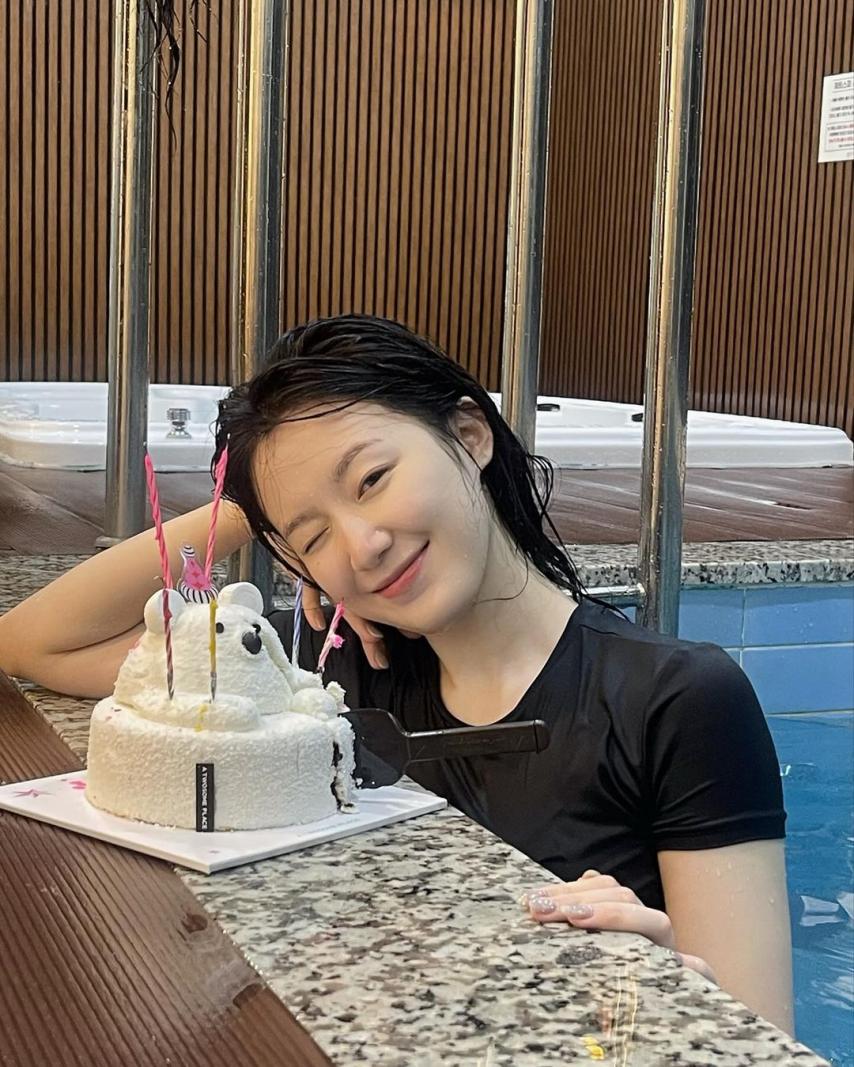 (G)I-DLE who spent their birthday on Shuhua's Instagram