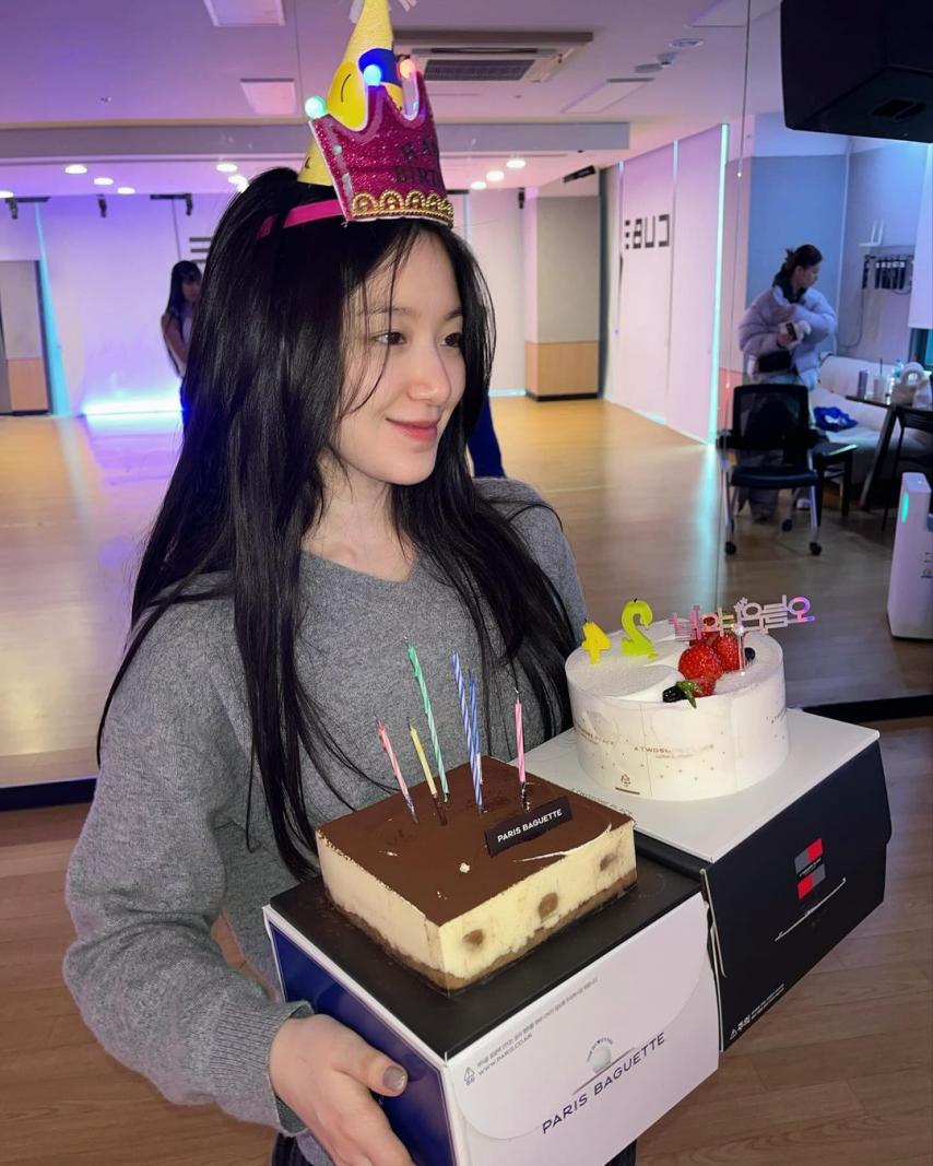 (G)I-DLE who spent their birthday on Shuhua's Instagram